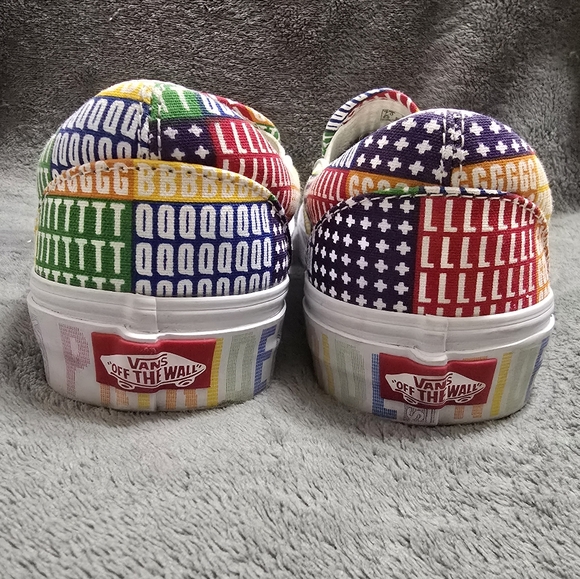 VANS AUTHENTIC PRIDE SLIP ONS! - Picture 4 of 9